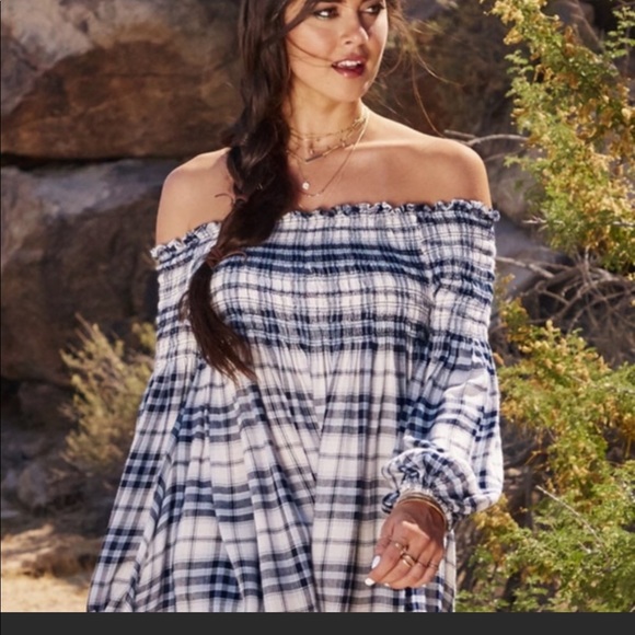 Altar'd State Tops - Altar’d State Rosemary plaid off shoulder top